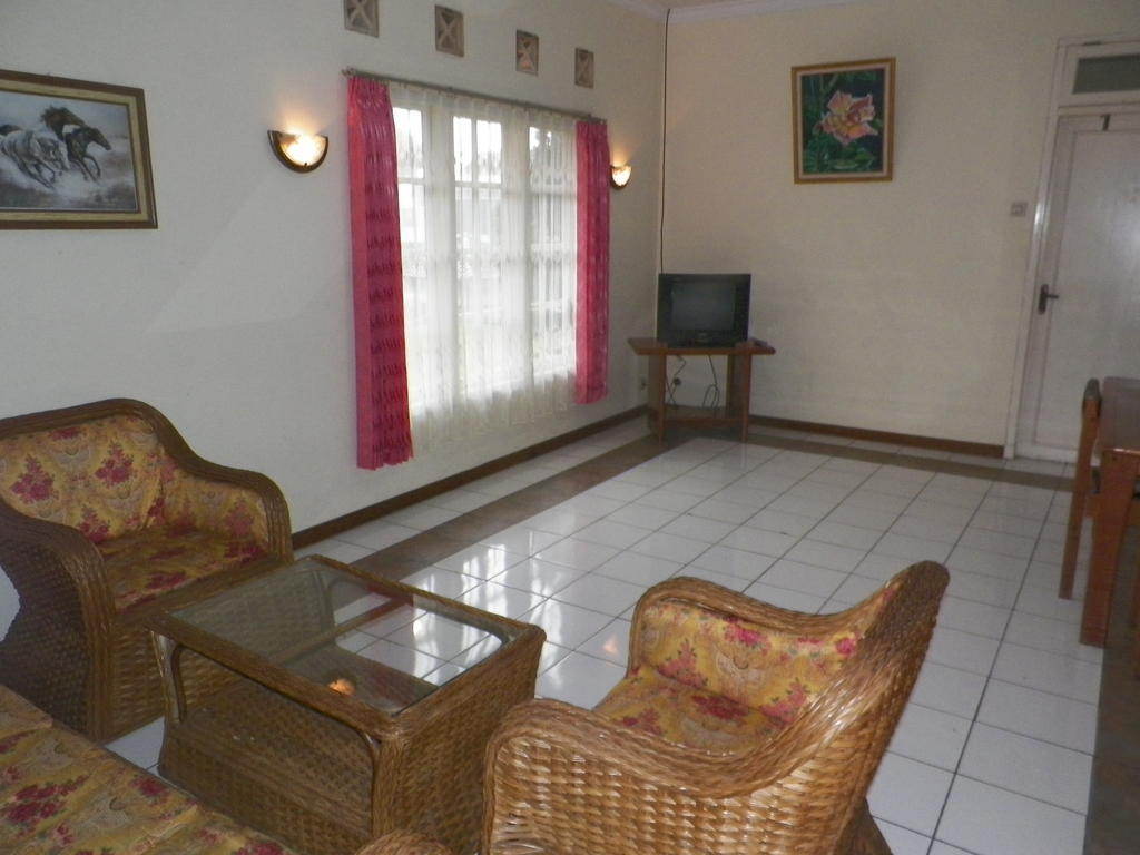 Hotel Puspa Sari Redpartner Ciater Ruang foto